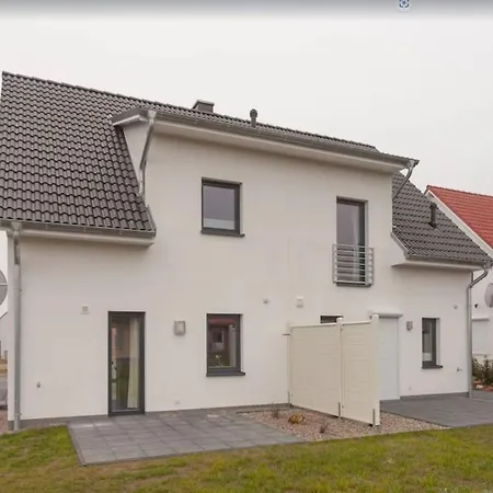 Holiday home Wellenreiter Zierow